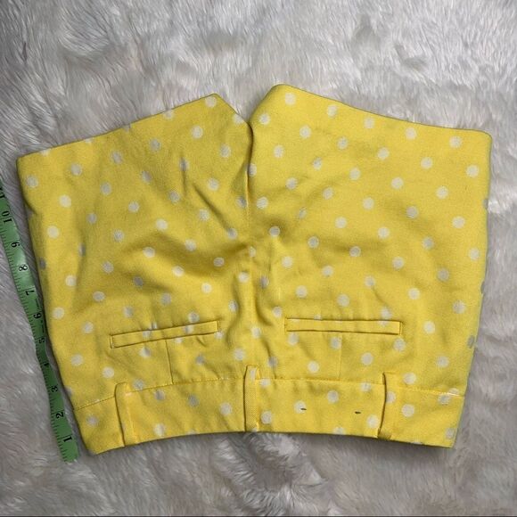 Ann Taylor Sz 0P Yellow Polka Dot Shorts - Picture 2 of 4